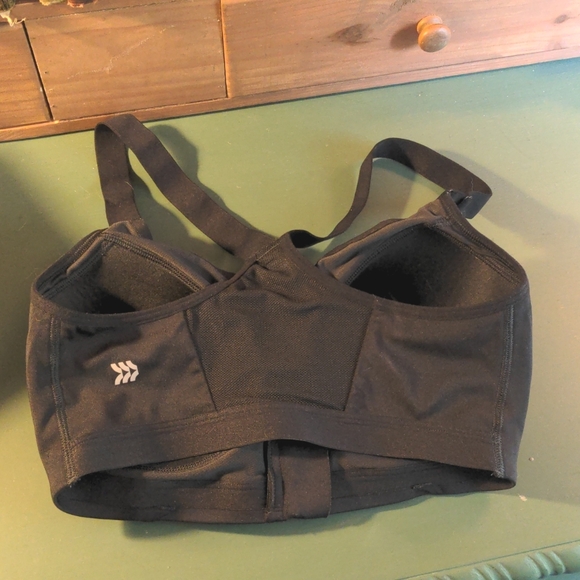 All in Motion Black Zip up Sports Bra - Picture 3 of 3